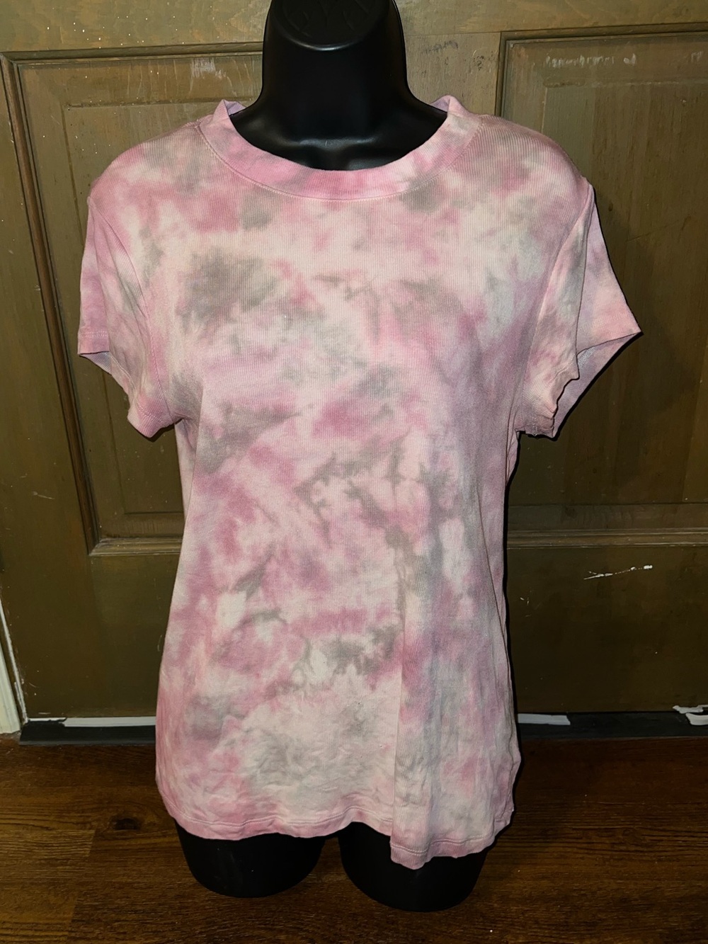 A New Day Pastel Cloud Wash Gray Pink Short Sleeve Ribbed Casual Top Y2K Size L